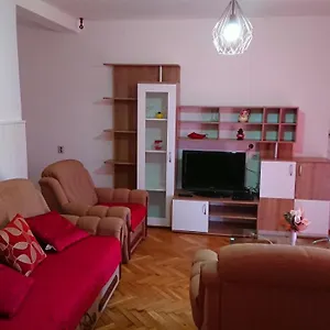 Vesna Apartman Kampor